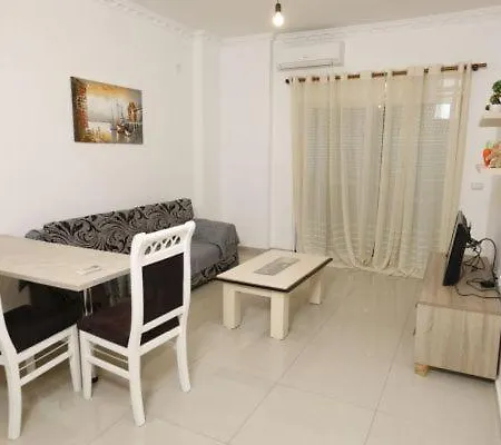 Apartment Albania Dream 19 *